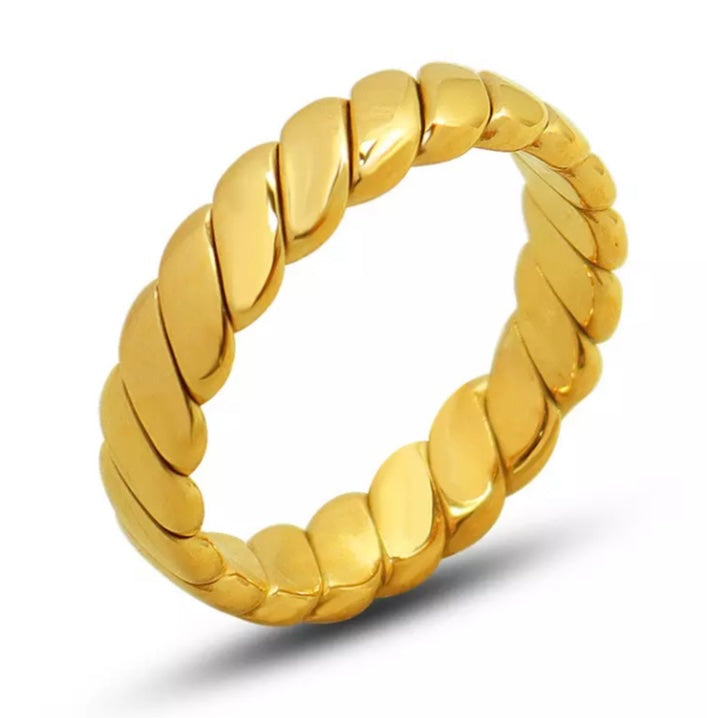 Gold Tracks Ring